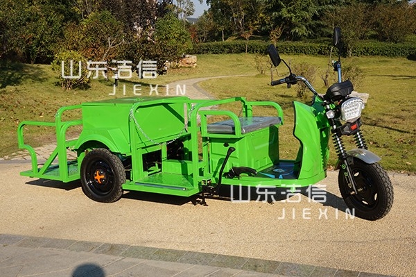 四桶鏈條保潔車性能特點