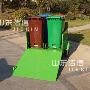 四桶平板保潔車