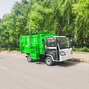 電動(dòng)側(cè)掛桶垃圾清運(yùn)車