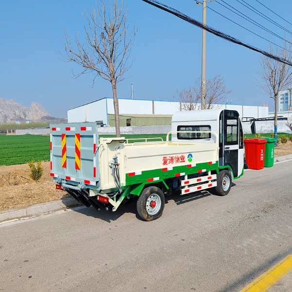 液壓一鍵升降垃圾轉(zhuǎn)運車