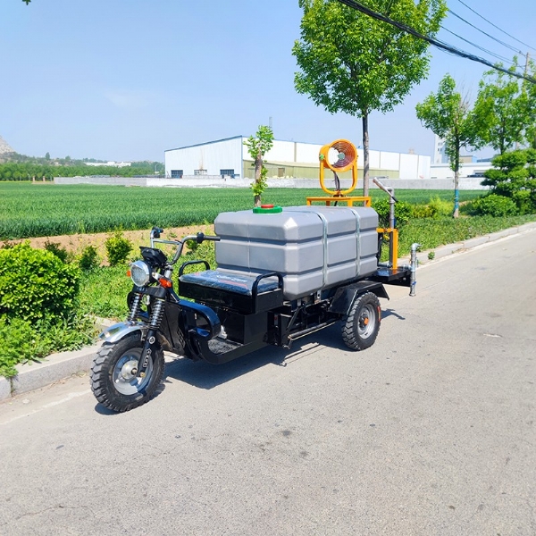 多功能電動(dòng)除塵灑水車