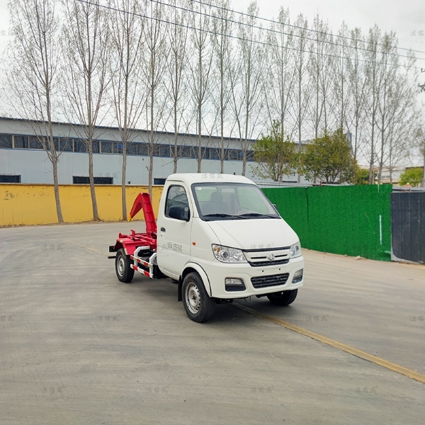 長(zhǎng)安勾臂垃圾車(chē)