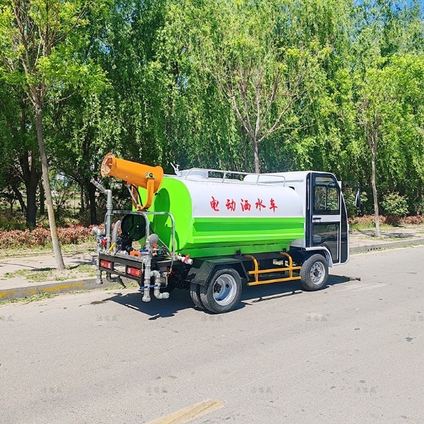 電動六輪灑水車