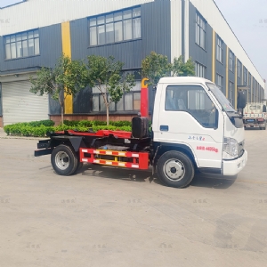 小卡之星勾臂垃圾車