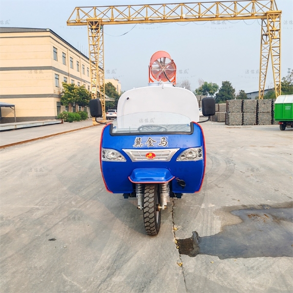 柴油三輪灑水車